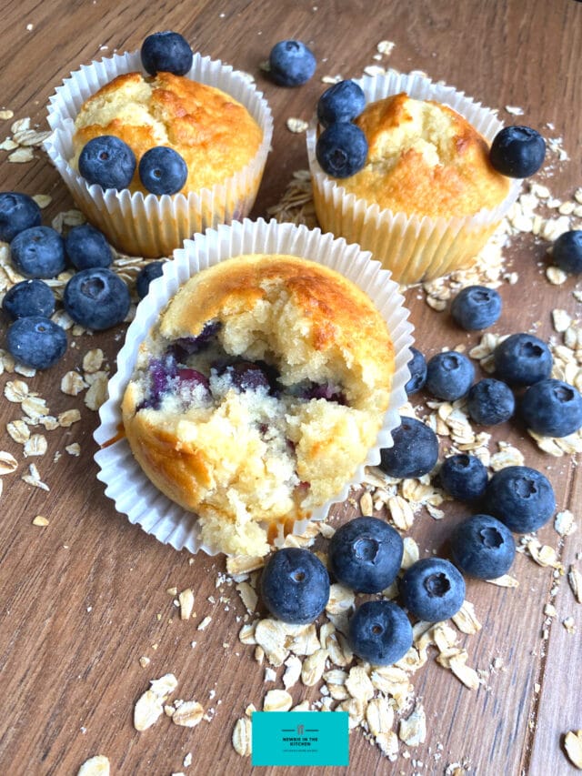 Blueberry Oatmeal Muffins | Newbie In The Kitchen