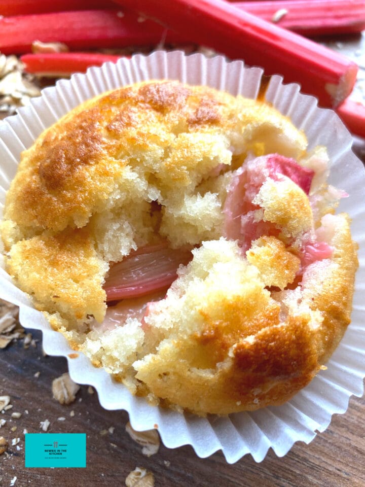 Rhubarb Oatmeal Muffins Recipe Newbie In The Kitchen