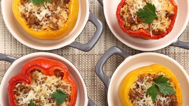 Beef and rice stuffed peppers are deliciously oven roasted and filled with a mix of ground meat,rice, garlic and seasonings make for a perfect lunch or supper.