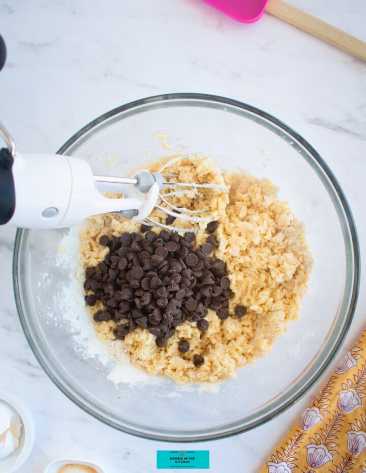 Easy Cream Cheese Chocolate Chip Cookies Newbie In The Kitchen